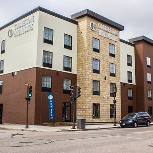 Cobblestone Hotel & Suites - Chippewa Falls